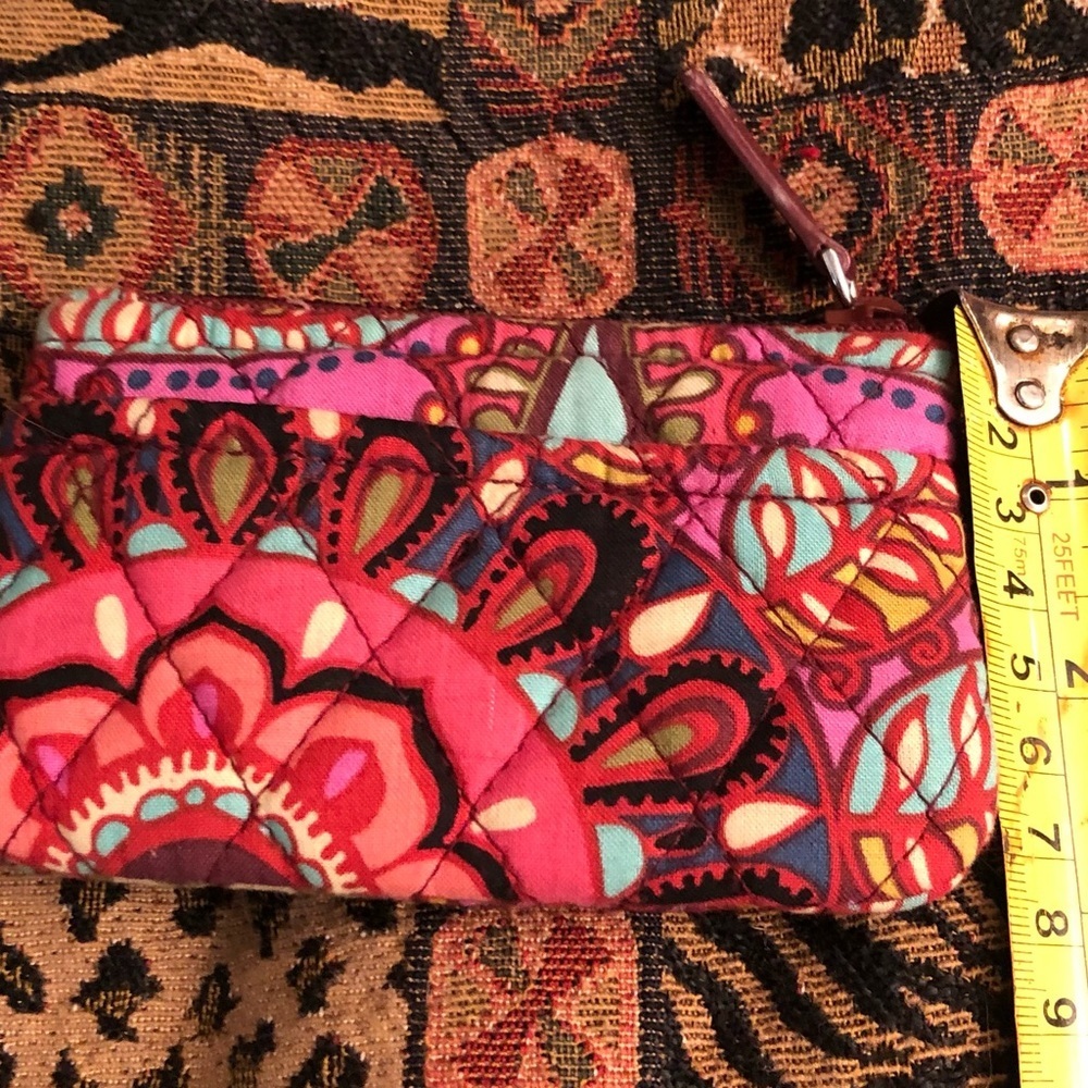 Vera Bradley pink paisley print card case /coin purse zip close & outside pocket - Picture 3 of 3